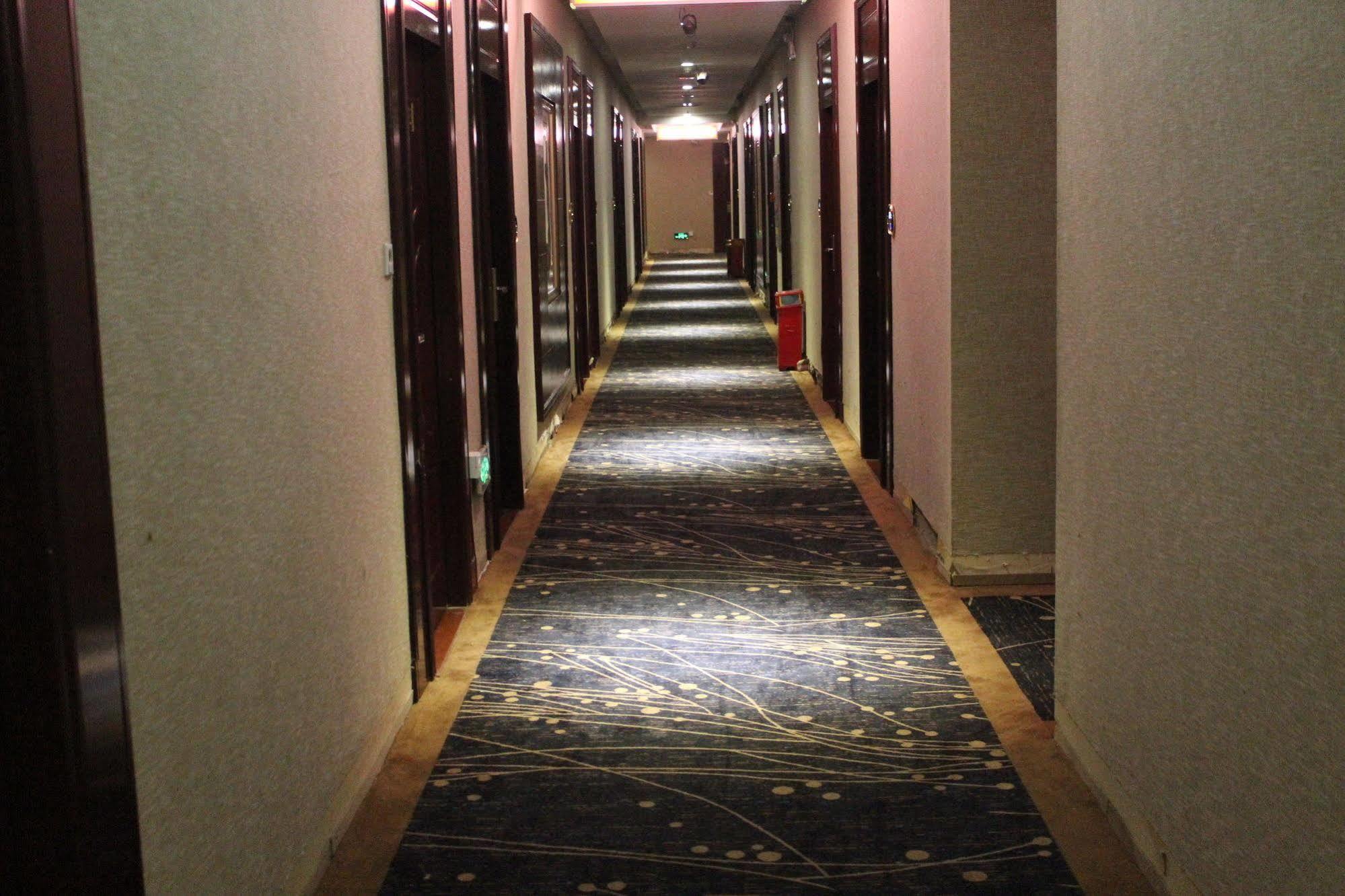 Zhongda Jindu Hotel Гуанджоу Екстериор снимка