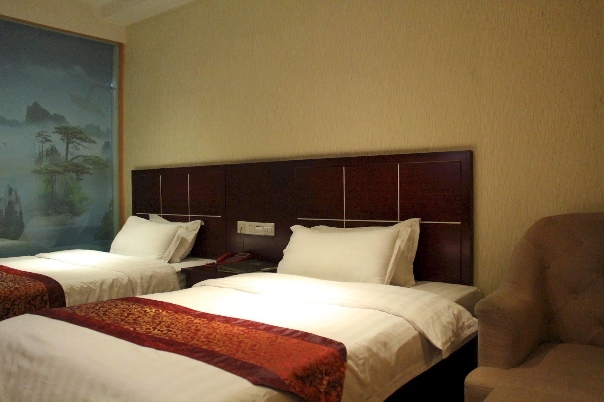 Zhongda Jindu Hotel Гуанджоу Екстериор снимка