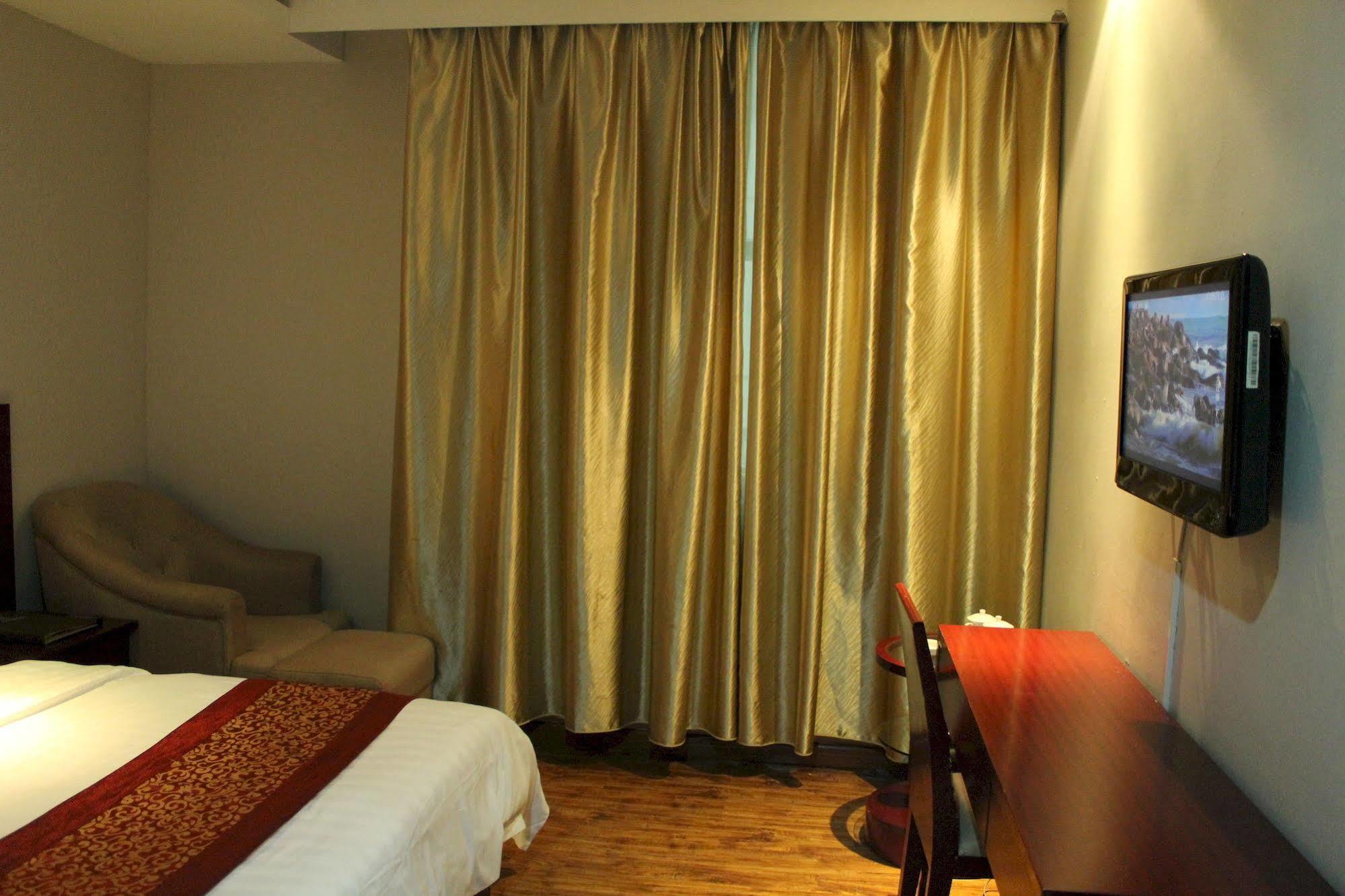 Zhongda Jindu Hotel Гуанджоу Екстериор снимка